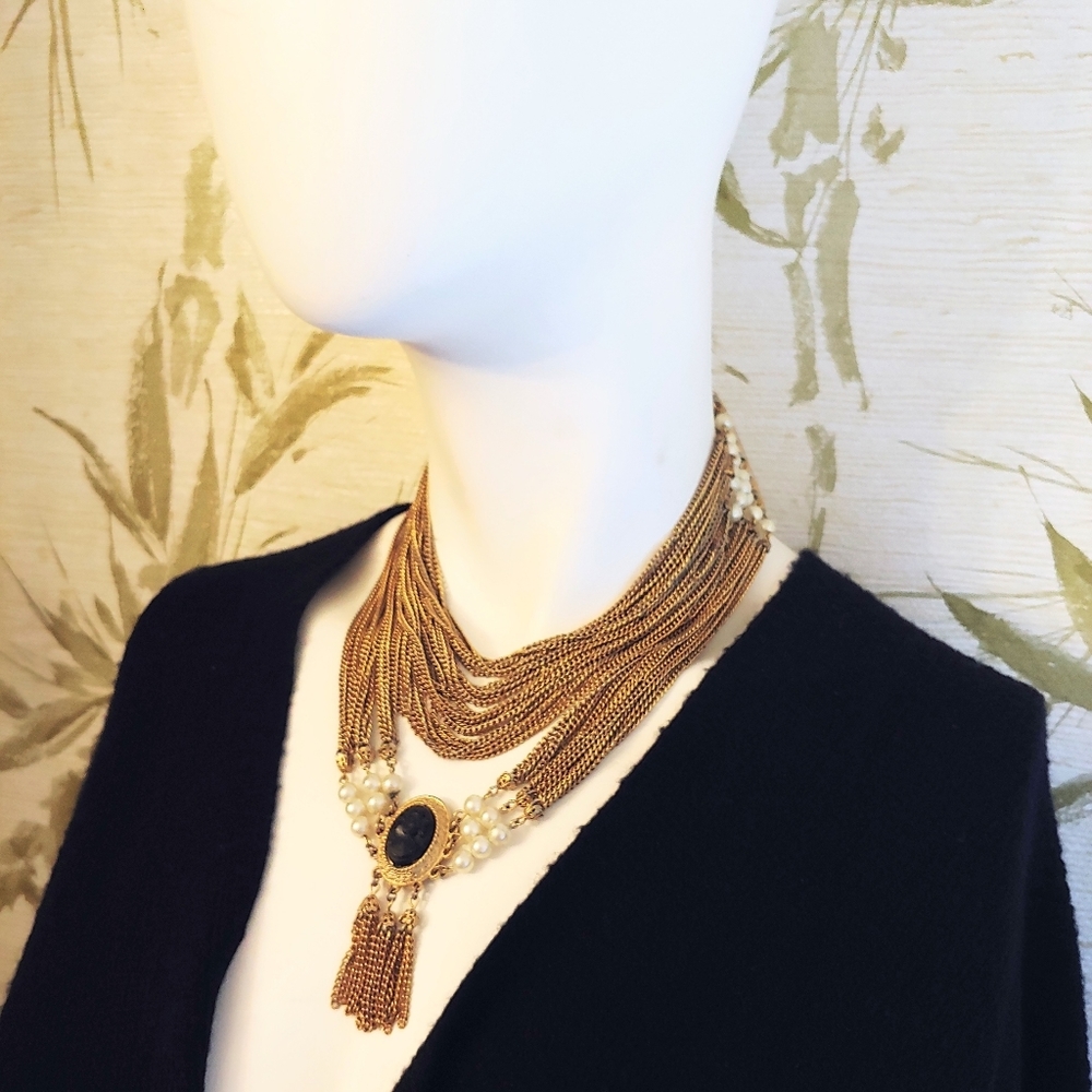 Vintage Black Cameo Necklace